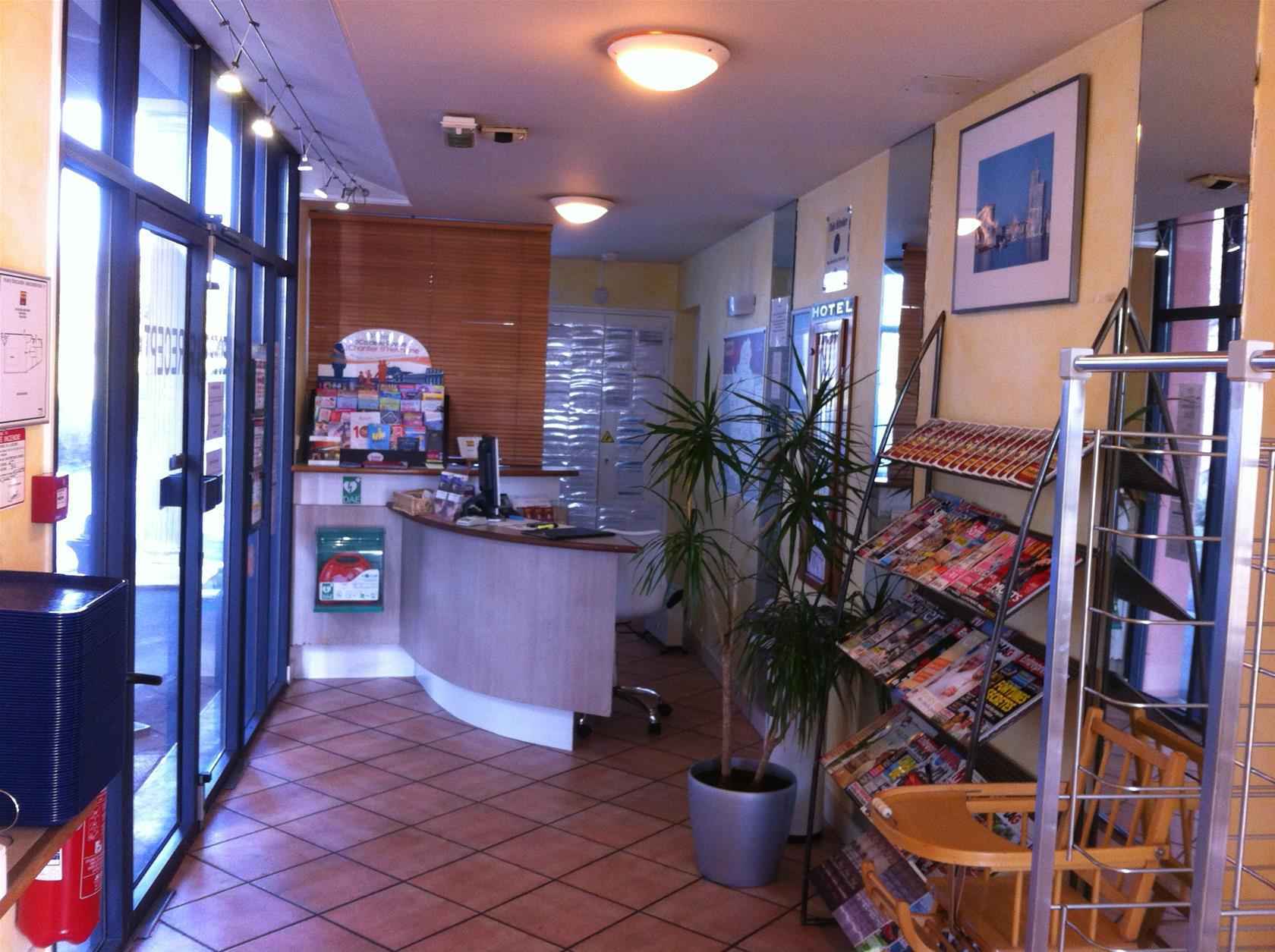 Kyriad Direct La Rochelle Aytré Exteriör bild